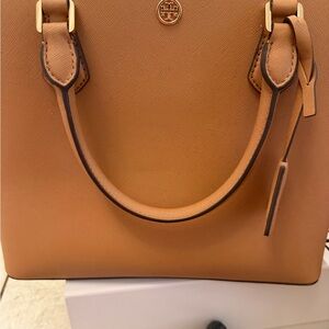 Tory Burch Robinson triple compartment   with scratch resistant leather.